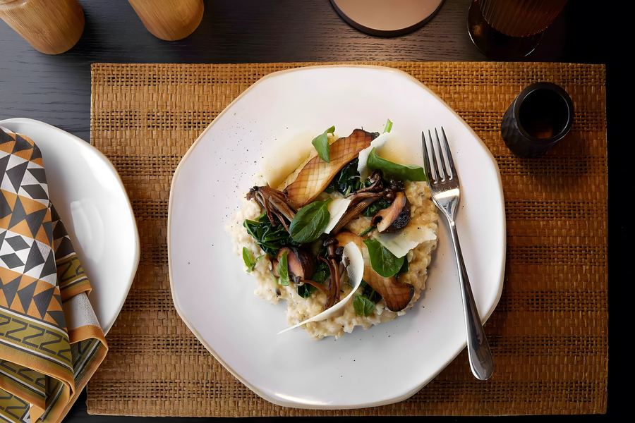Mushroom risotto with spinach and Parmesan