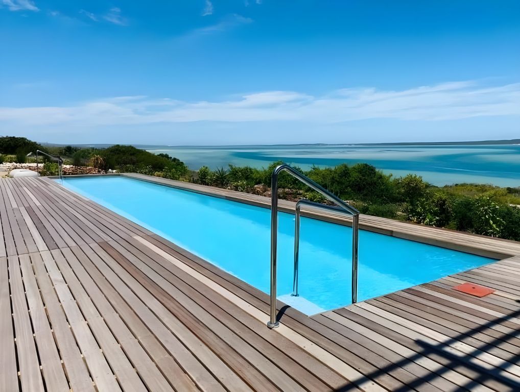 The long pool with the lagoon beyond